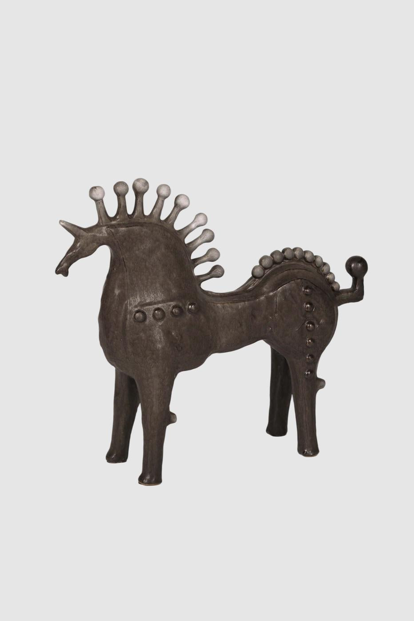 Ace Horse - Tall Black