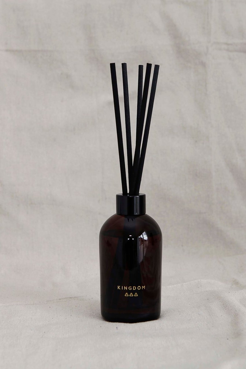 Kingdom Blackberry & Bay - Silk Fibre Diffuser (200ml)