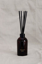 Kingdom Blackberry & Bay Silk Fibre Diffuser 200ml lifestyle image 3