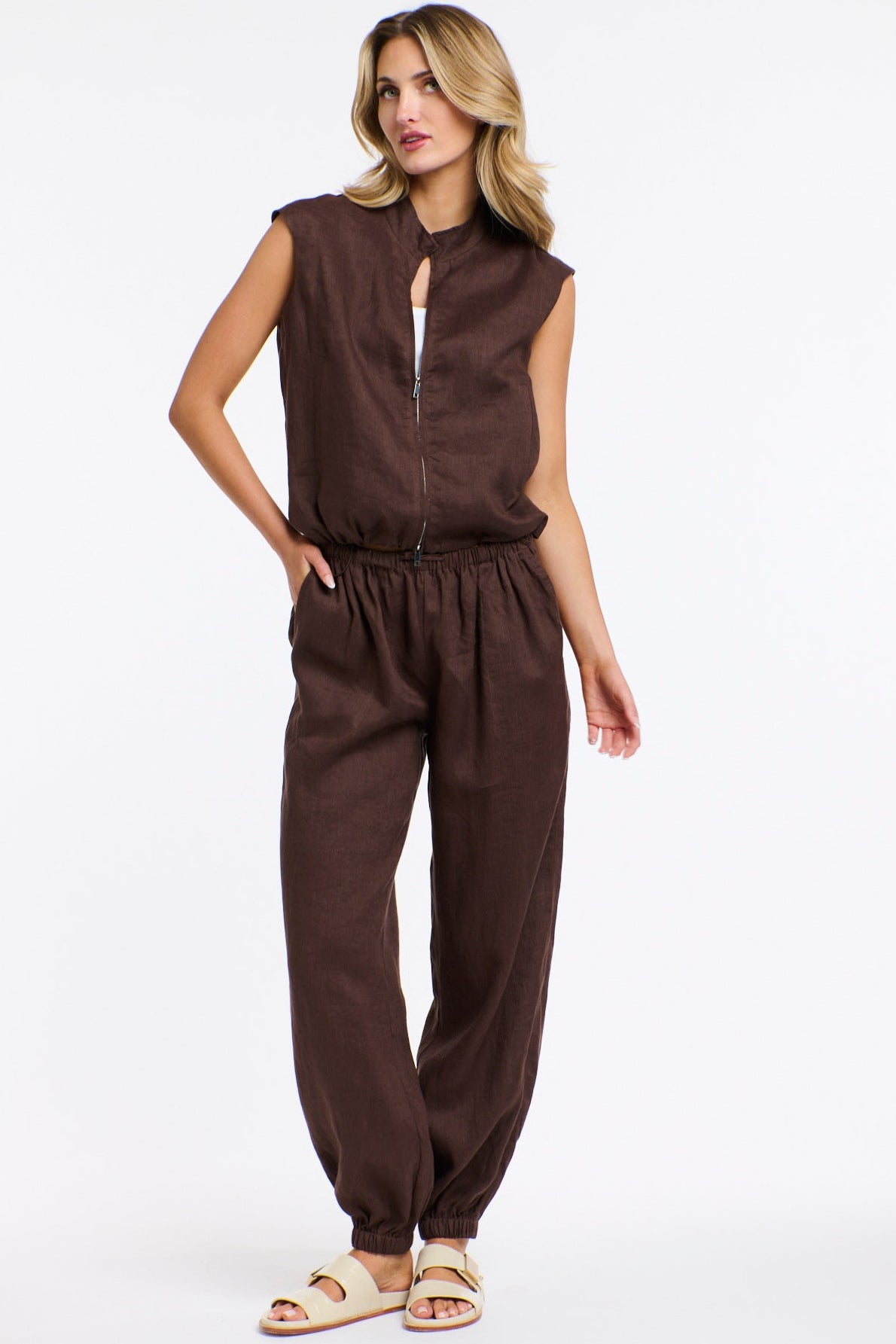 365 DAYS Leni Cuffed Linen Pants - Chocolate, supplier photo 1