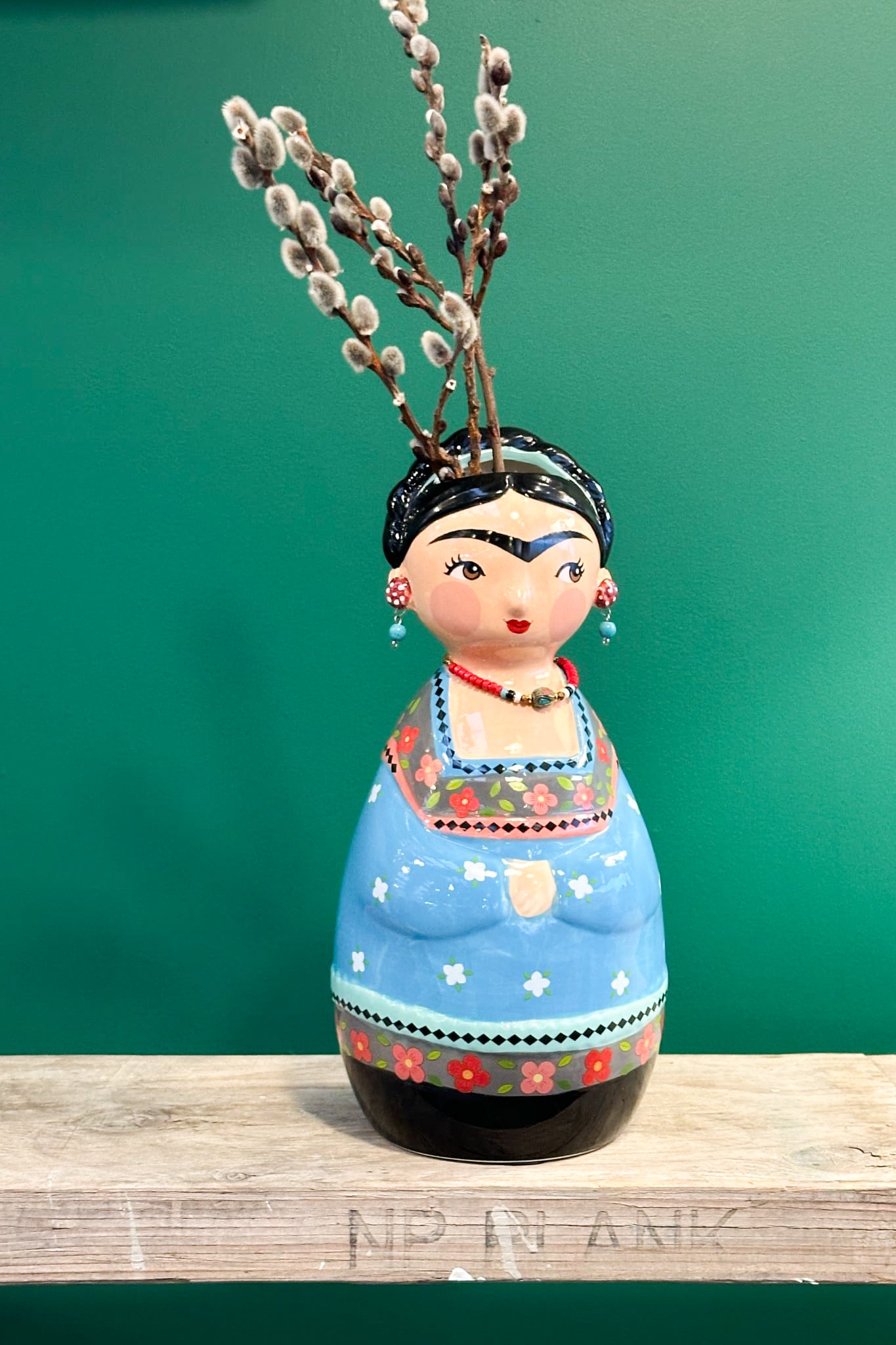 Barcelona Madame Vase - Magpie Style