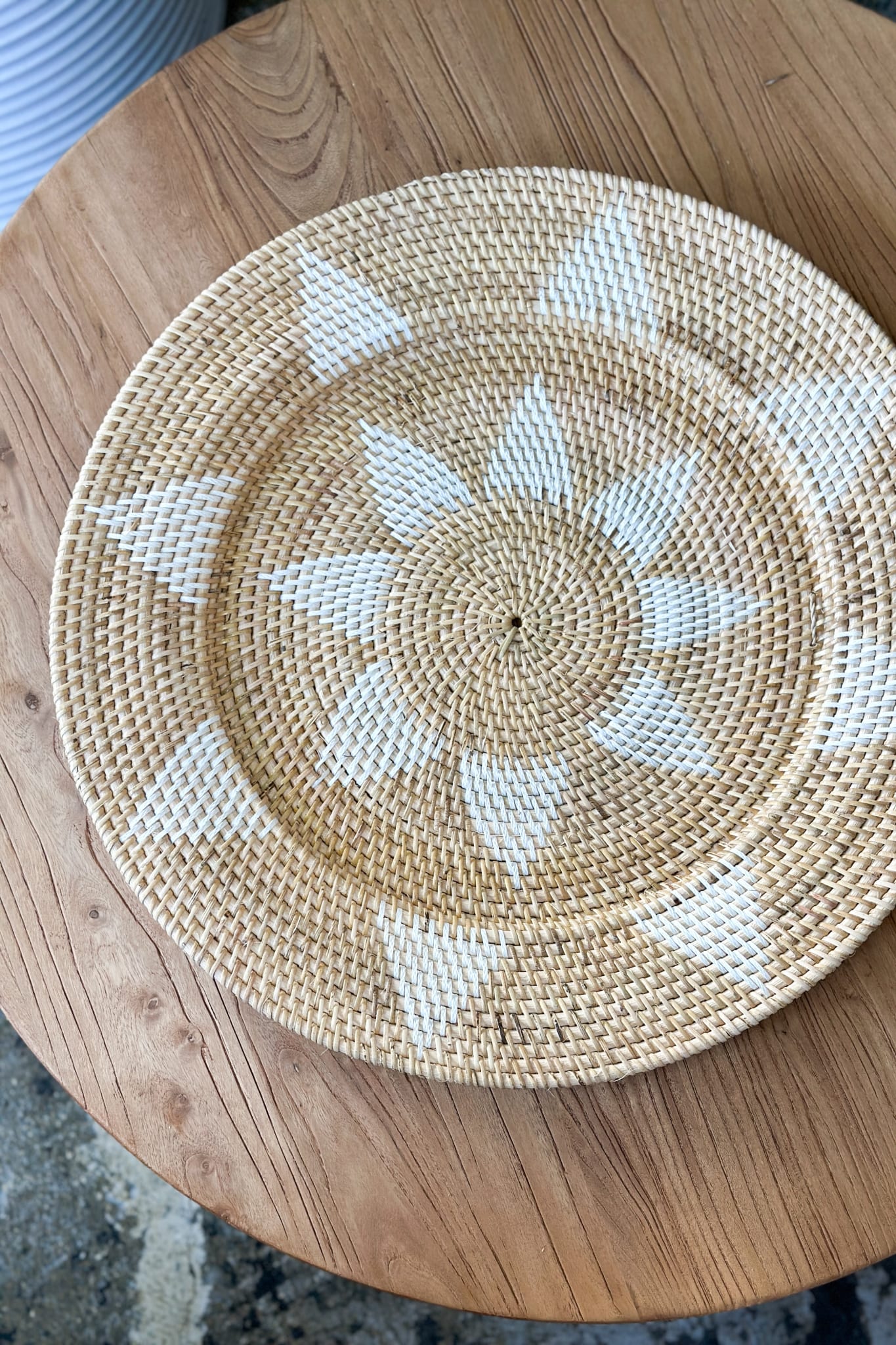 Lombok Deco Large Centre Plate Natural - Magpie Style