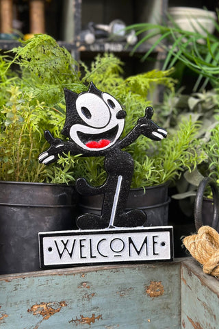Felix Welcome Sign