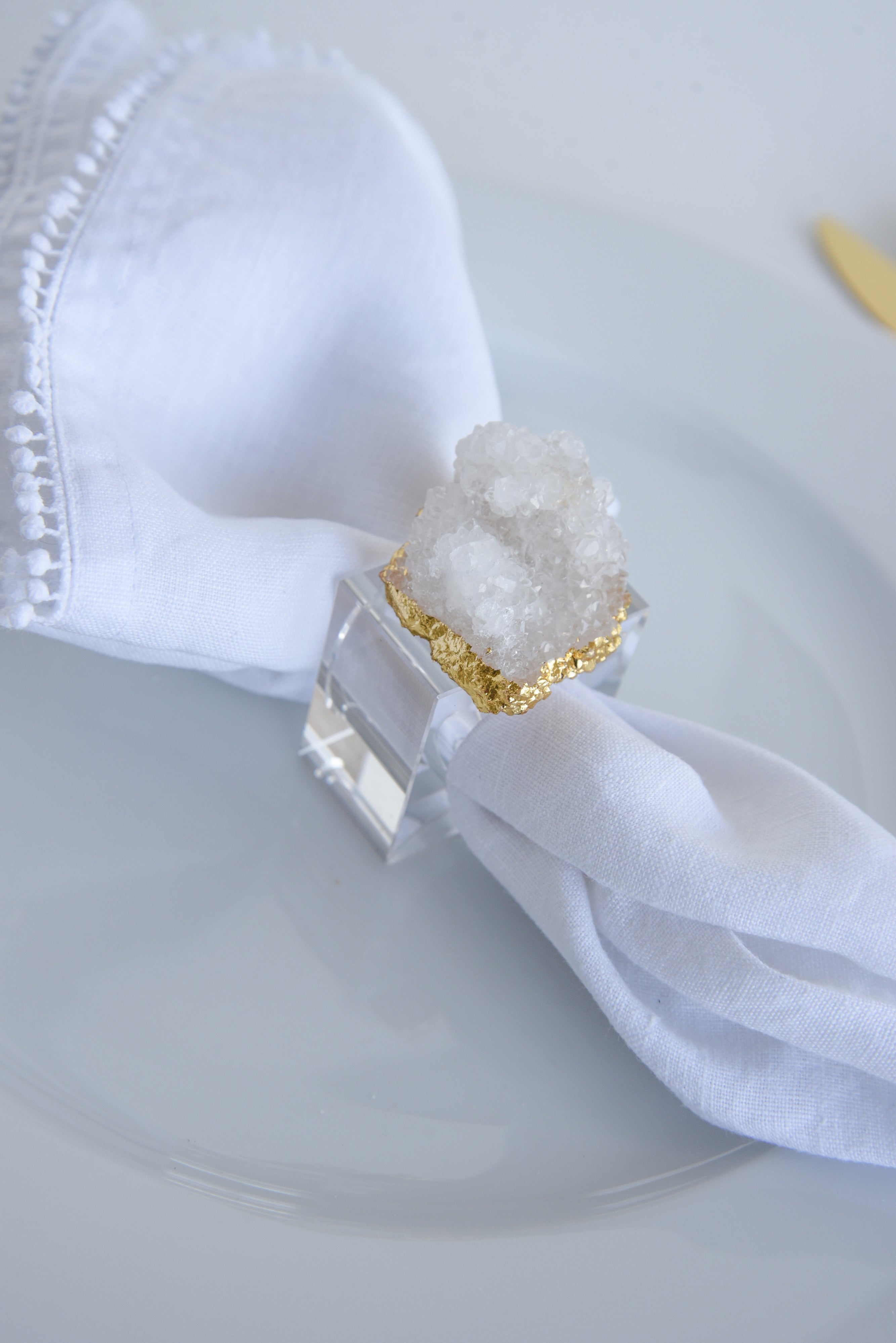 MAGPIE HOME Gold Leaf Crystal Napkin Holder Set of 4