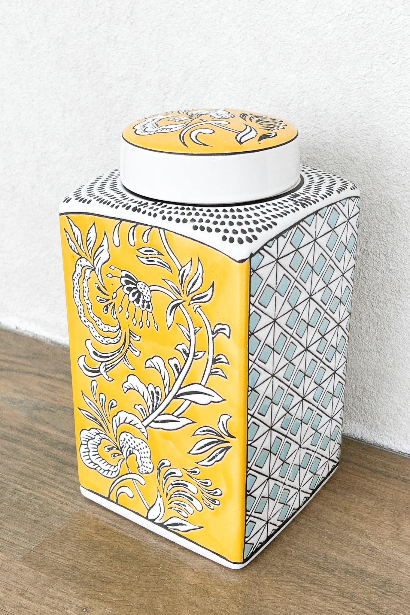 MAGPIE HOME Retro Floral Ginger Jars (Set of 2) - Magpie Home - [product type] - Magpie Style